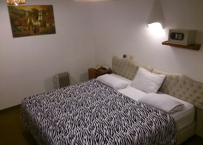 Casablanca Hotel 2*